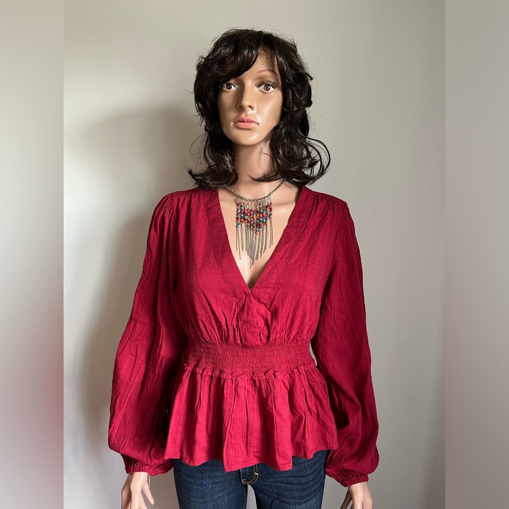 NWT Burgundy long sleeve smock waist top